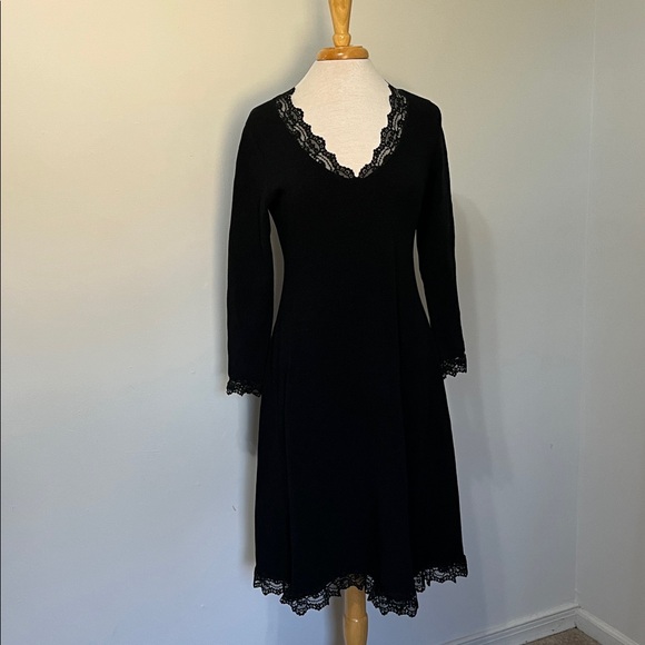 Pat Richards Dresses & Skirts - Vintage Pat Richards Lace Trimmed Dress Medium Large Black Union Made!